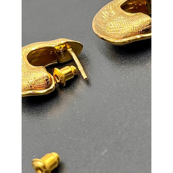 Missoma Small Organic Textured and Smooth Hoop - Picture 6 of 9